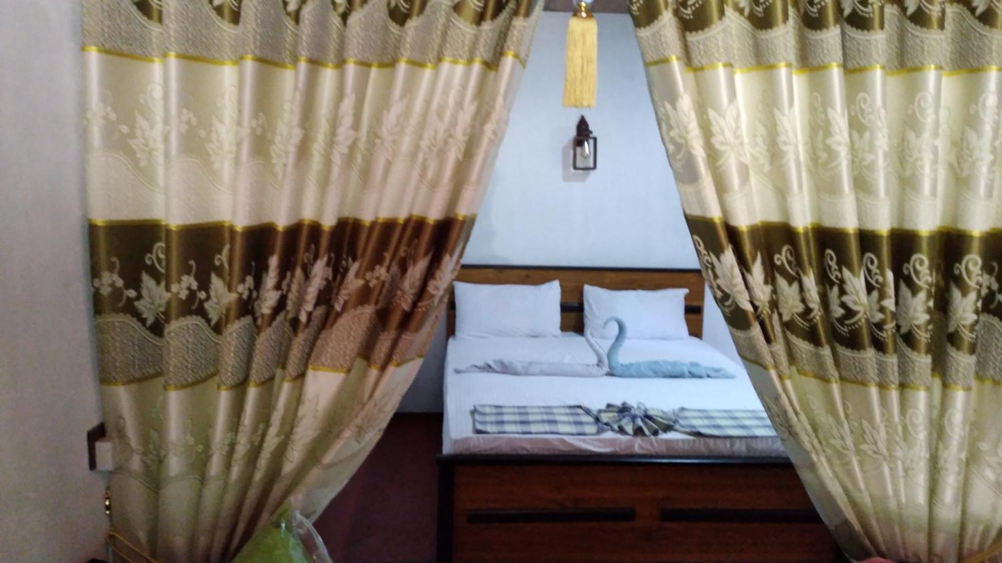 Soma Cabana, Homestay & Restaurant Tangalle Eksteriør bilde